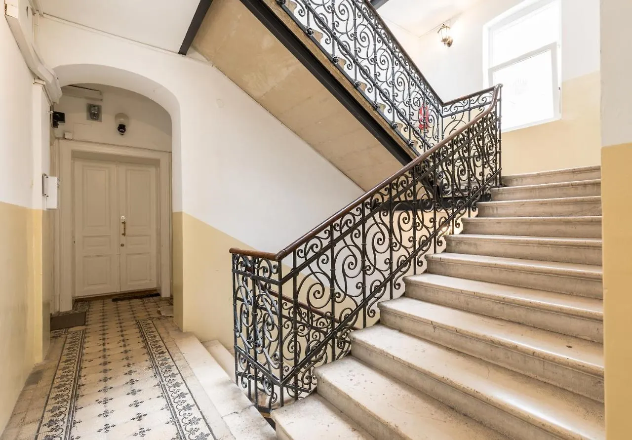 Luxury Rooms In The Center Of Split - Maniva 4*,